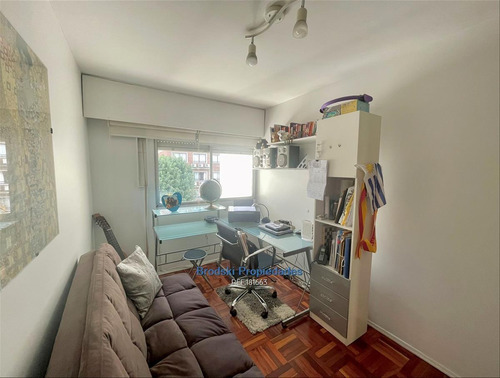 Imagen 17 de 21 de Venta Apartamento En Punta Carretas - 3 Dormitorios Cw181663