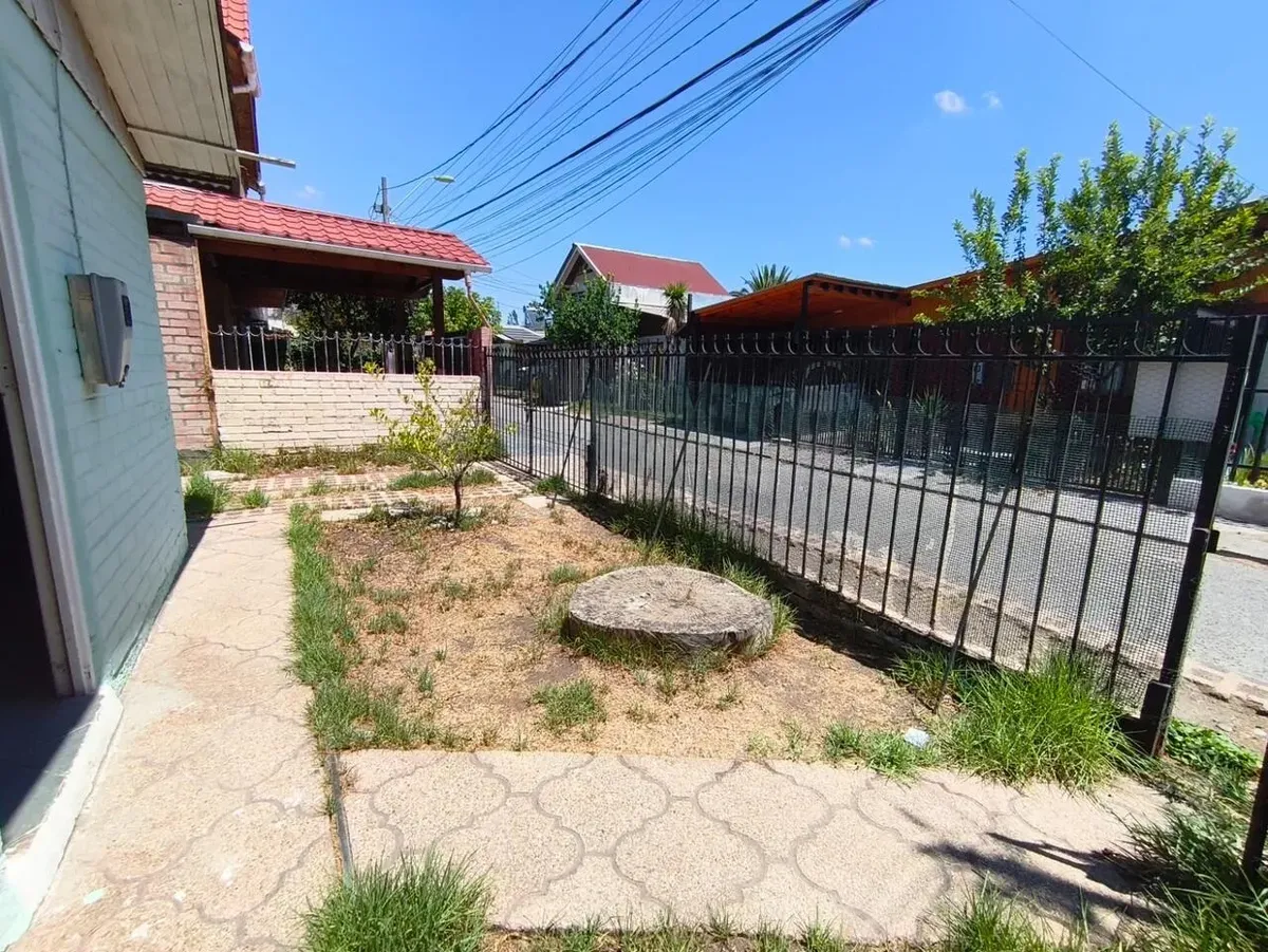 Imagen 3 de 24 de Venta Casa 3d 1b 1e Peñaflor