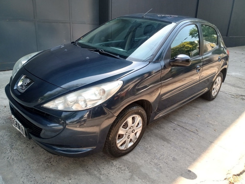 Imagen 1 de 15 de Peugeot 207 2014 1.4 Sedan Allure 75cv