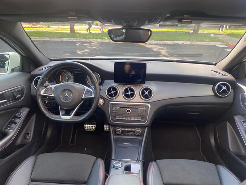 Mercedes-Benz Classe GLA 2.0 Sport Turbo 5p