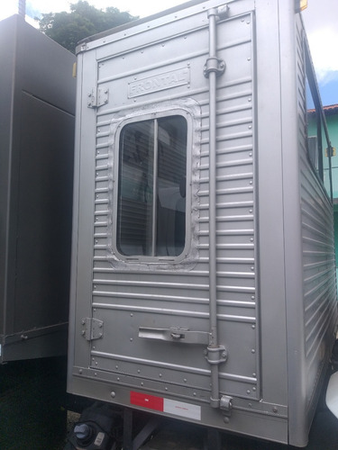 Cabine 4 Lugares 2013 File Estava Em Um Caminhao M-benz