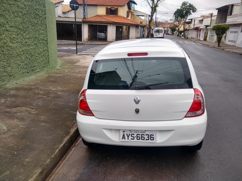 Renault Clio 2015 1.0 16v Expression Hi-power 5p