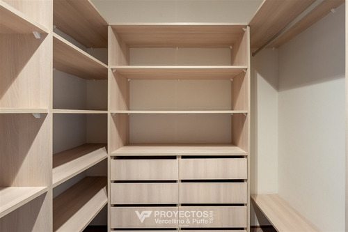 Departamento En Venta De 2 Dorm. En Lo Barnechea