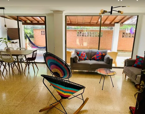 Casa En Venta En Envigado