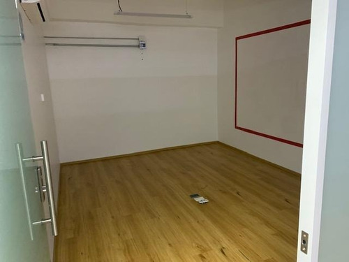 Imagen 13 de 19 de San José Insurgentes, Edificio De Oficinas Remodelado, 400m2, Sala De Juntas, Privados, Amplia Área Abierta De Trabajo, Totalmente Acondicionadas,