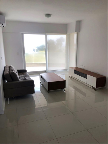 Apartamento De 1 Dormitorio - 1ra Quincena Enero