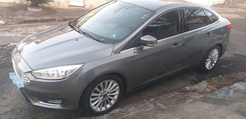 Ford Focus 2.0 Titanium Flex Powershift 5p
