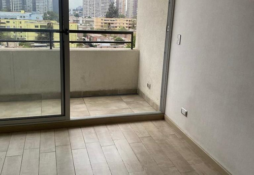 Gran Departamento En Venta De 1 Dorm. En Estación Central