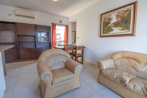 Departamento Venta V. Urquiza 2 Ambientes Cochera