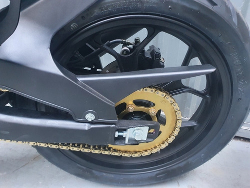 Imagen 7 de 15 de Jawa Rvm F 5 250 Fi Naked 6 Velocidades Cycle World Al 9/1