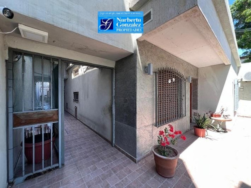 Palomar Venta De 2 Casas En Unidades Funcionales Juntas 4 Y 3 Ambientes F: 10317