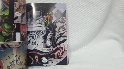 Imagen 3 de 5 de Guardianes De La Galaxia 1 Bendis Ovni Press