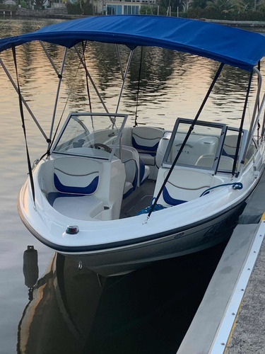 Imagen 2 de 9 de Bayliner