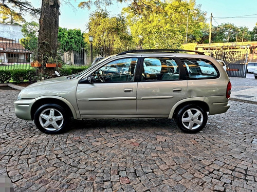 Chevrolet Corsa Classic Wagon Gls 1.4 Gnc 2010 140.000km