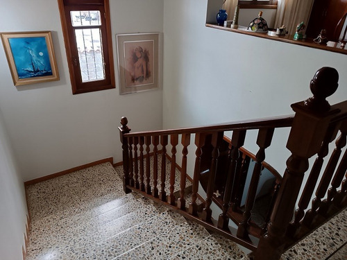 Imagen 8 de 26 de Fernando Guerrero Vende Casa De Dos Plantas En El Trigal Norte