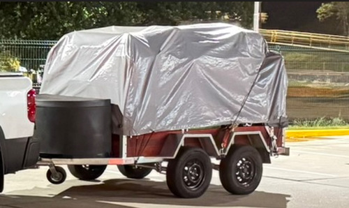 Carreta Trucada Fazendinha Com Lona Fechada, Uso Diverso