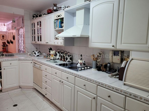 Imagen 11 de 18 de Mayerling Gonzalez Bm Vende Casa En Santa Ines Mls #22-28796