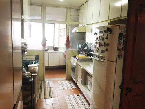 4 Dormitórios, 1 Suite, 1 Vaga - 375-im82205