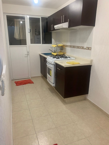 Imagen 7 de 16 de Venta De Departamento En Privada