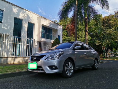 Nissan Versa 1.6 Advance