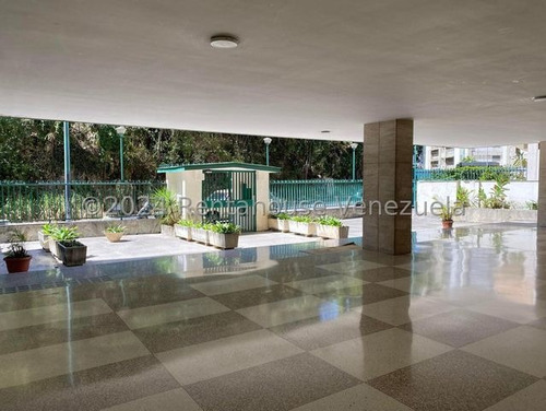 Hermoso Apartamento En Alquiler En Colinas De Bello Monte Mls #24-29033. K.o.
