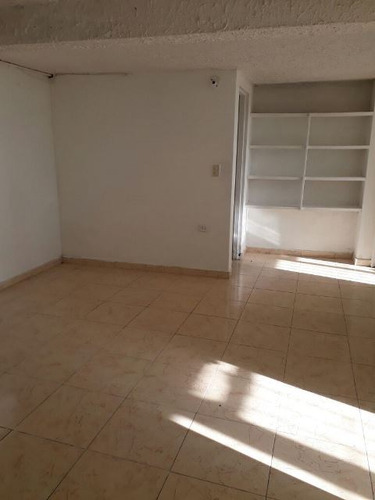 Apartamento En Arriendo En Chipre (79015459).