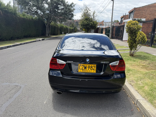 BMW Serie 3 2.0 320i E90