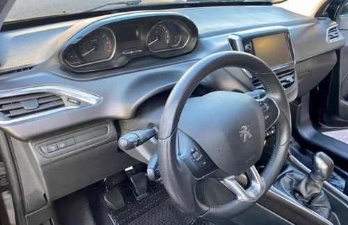 Peugeot 2008 1.6 Feline