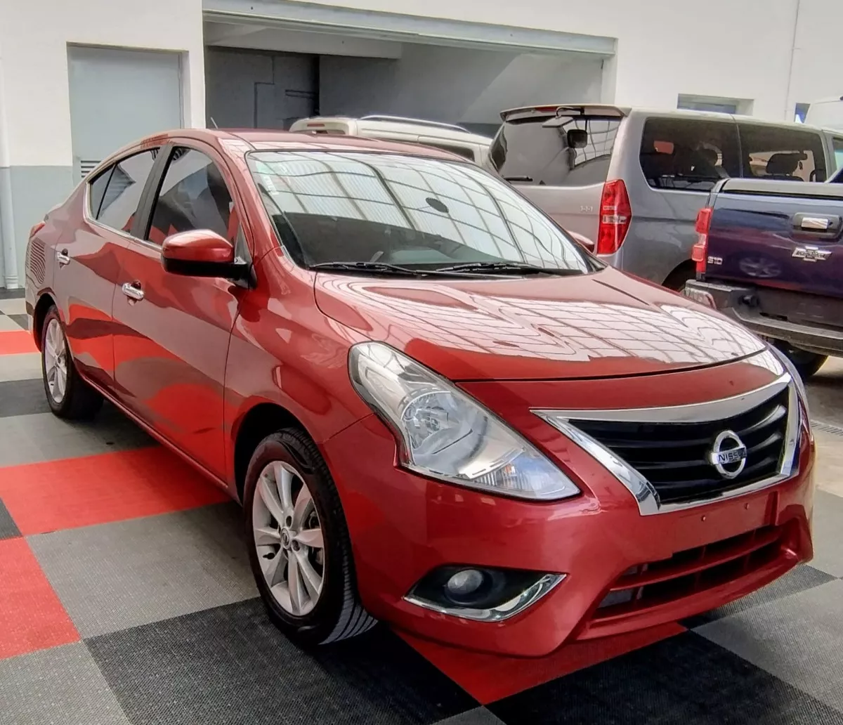 Nissan Versa 1.6 Advance Mt