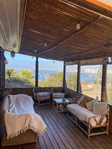 Casa En Venta Con Linda Vista En La Herradura, Coquimbo