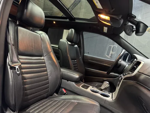 Jeep Grand Cherokee 3.7 3.6 Edición 75 Aniversario 4x2 At