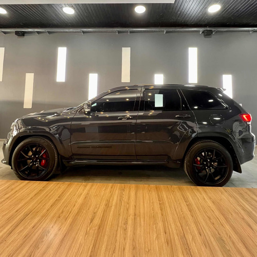 Imagen 3 de 9 de Jeep Grand Cherokee 2018 6.4 Srt Atx 465hp At