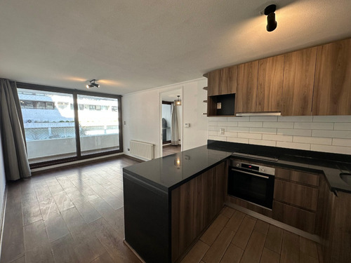 Moderno Depto. 46m2, 1d/1b/1est/1bod, F. Bilbao / R. Lyon