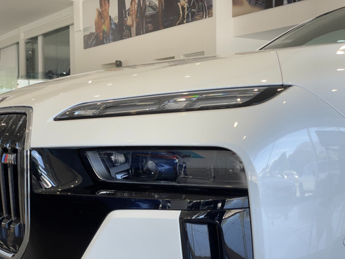 Bmw I7 M70 (eléctrico/automático) 2024