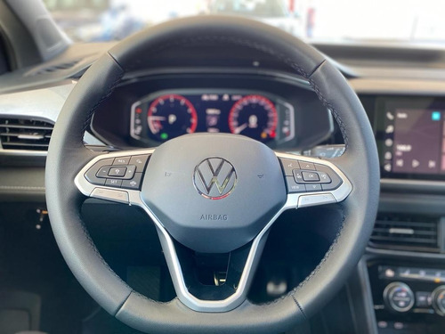 Imagen 9 de 15 de Volkswagen Taos 1.4 250 Tsi Highline Lucas Semini 4