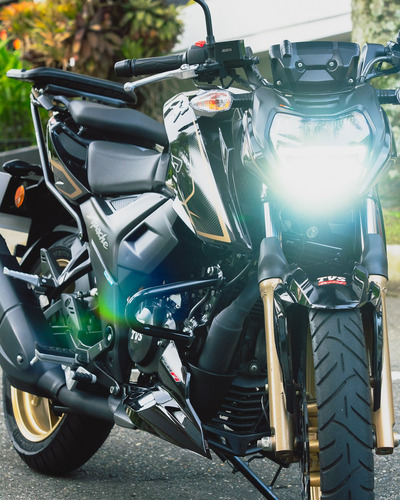 Tvs Apache Rtr 200 4v