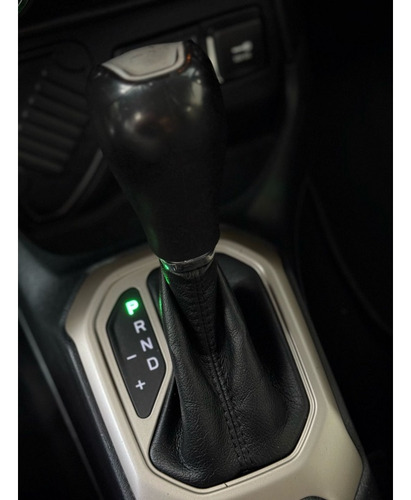 Jeep Renegade 1.8 16V FLEX LONGITUDE 4P AUTOMÁTICO