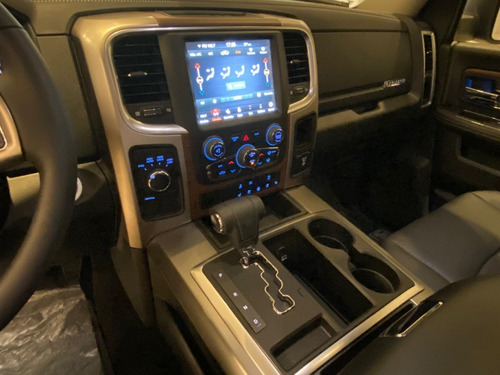 Ram 1.500 Laram. 4x4 C