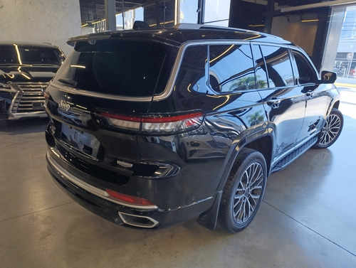 Jeep Grand Cherokee L Summit 2021