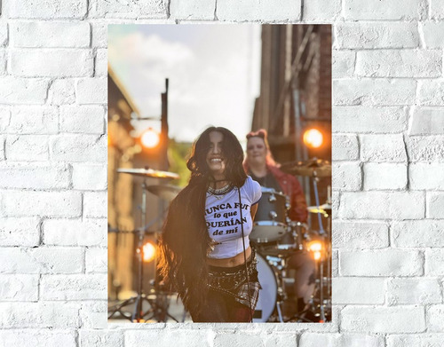 Poster Decorativo Lali Esposito 06 - Tamaño A3 30x40 Amarillo