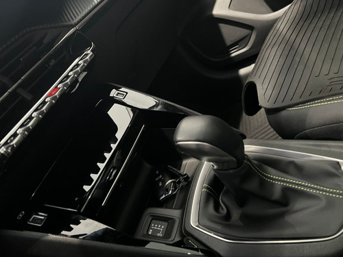 Peugeot 208 1.0T Gt