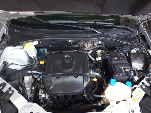 Fiat Linea 2015 1.8 Absolute 130cv Dualogic