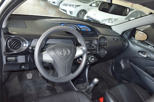 Toyota Etios 1.3 X Hatch Flex