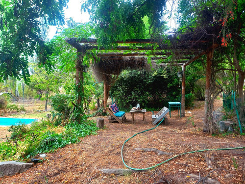 Casa En Venta - 2 Dormitorios 1 Baño - 4.500mts2 - Luján De Cuyo