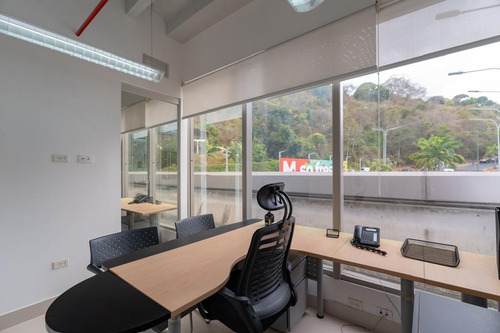 En Alquiler Oficina 127 Mt2 4 Dependencias/1b/2pe Santa Paula
