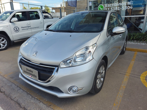 Peugeot 208 1.6 Allure Tiptronic