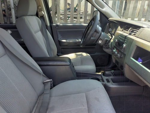 Dodge Dakota Slt Crew Cab 4x2 At
