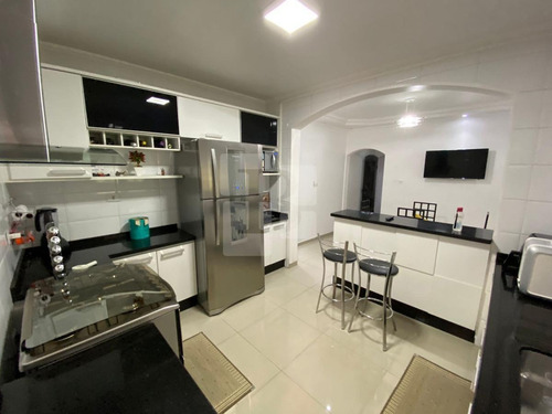 Sobrado Para Venda Bairro Jardim Rodolfo Pirani, 4 Dormitórios, Sendo 1 Suíte, 3 Banheiros, 2 Vagas De Garagem, Área Construída 146,00 M², Terreno 125,00 M²