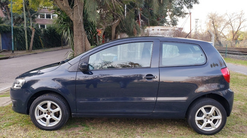 Imagen 2 de 14 de Volkswagen Fox Comfortline 2014 85.000km Excelente Estado