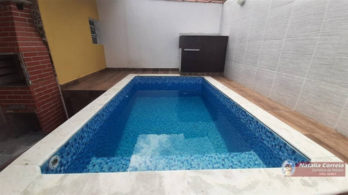Imagem 3 de 13 de Casa Com Piscina No Litoral